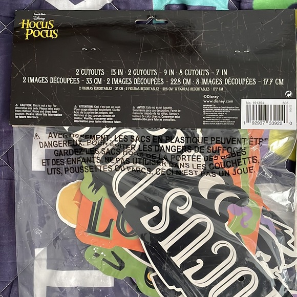 Disney’s Hocus Pocus Banners and Cut Outs - Picture 11 of 11